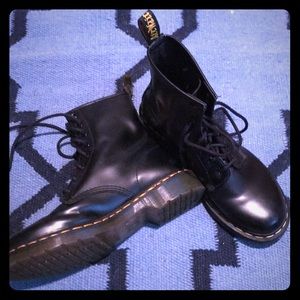 Dr. Martens 1460 women size 9 Black